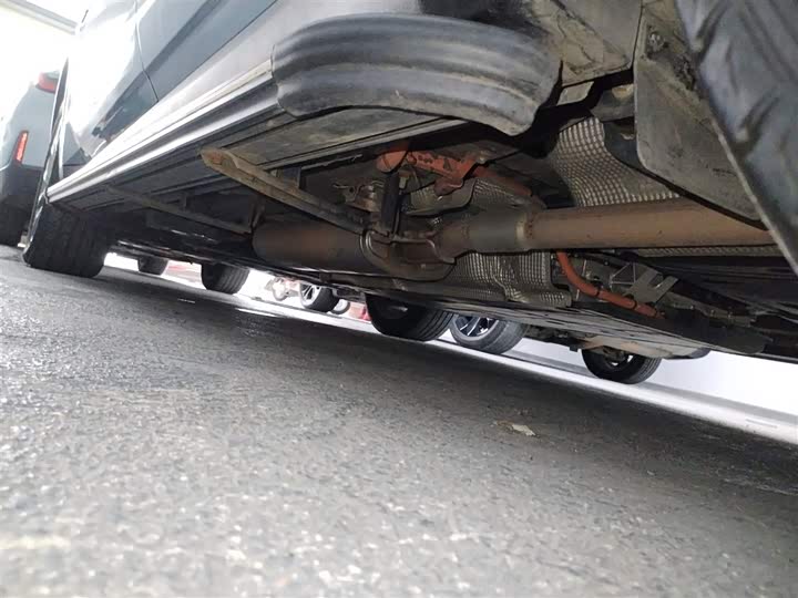 Фото 22 - Geely Jiaji Hybrid