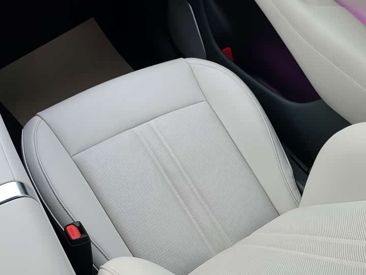 Фото 17 - Xiaomi YU7