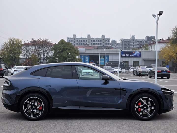 Фото 9 - Xiaomi YU7