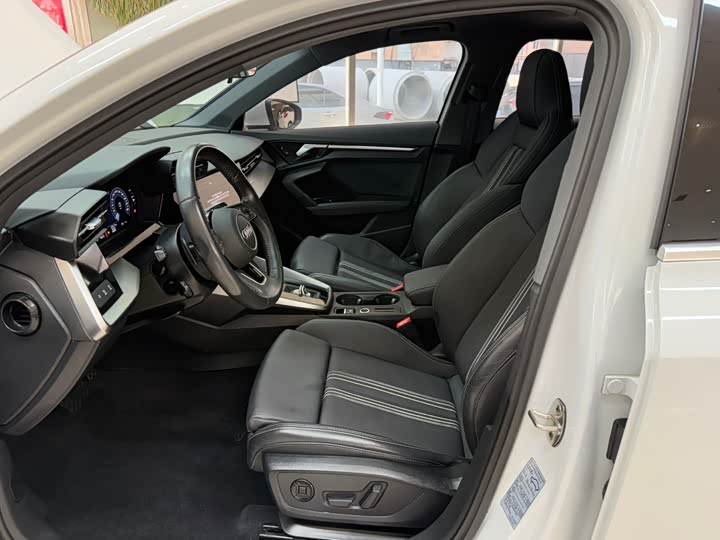 Фото 16 - Audi A3