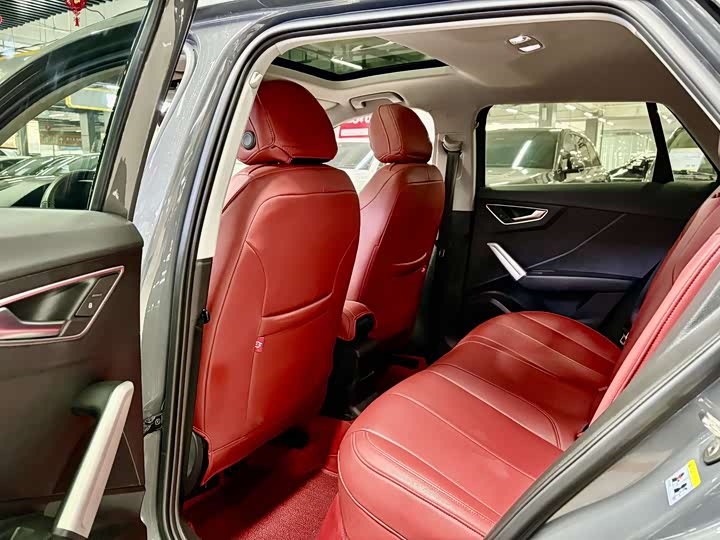 Фото 5 - Audi Q2L