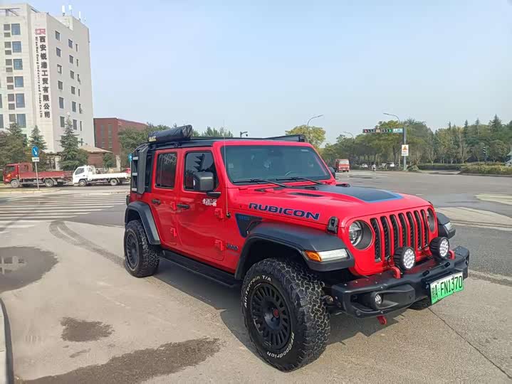 Фото 3 - Jeep Wrangler Hybrid