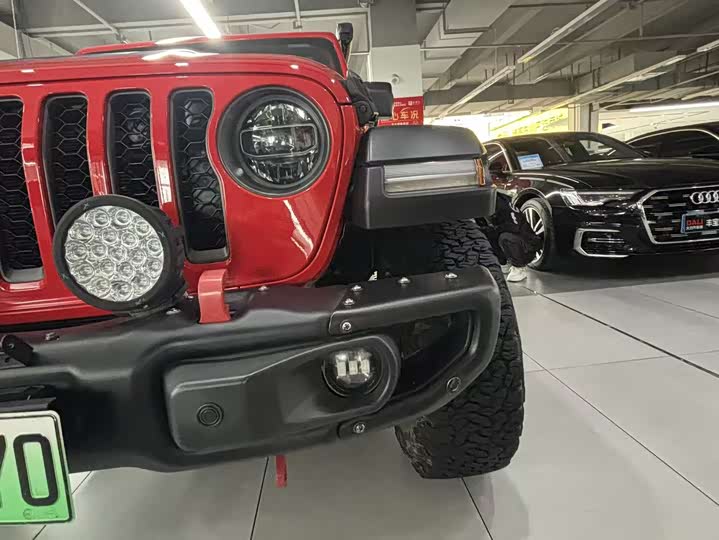 Фото 8 - Jeep Wrangler Hybrid
