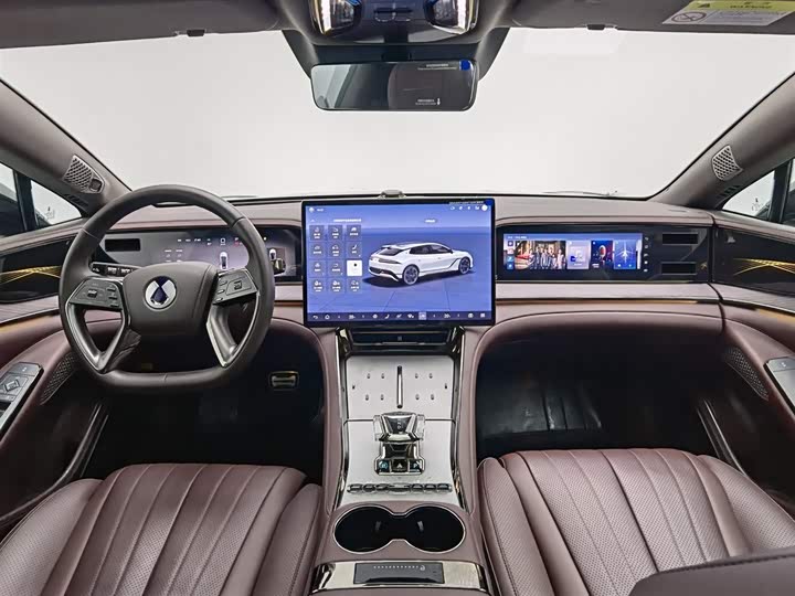 Фото 5 - Denza Z9GT