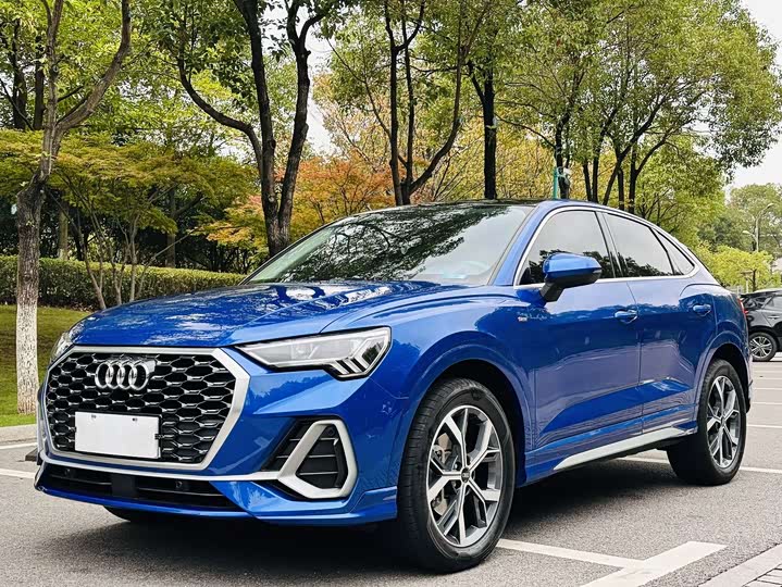 Фото 1 - Audi Q3 Sportback