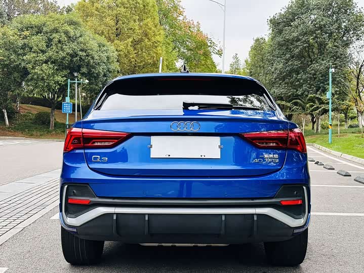 Фото 13 - Audi Q3 Sportback