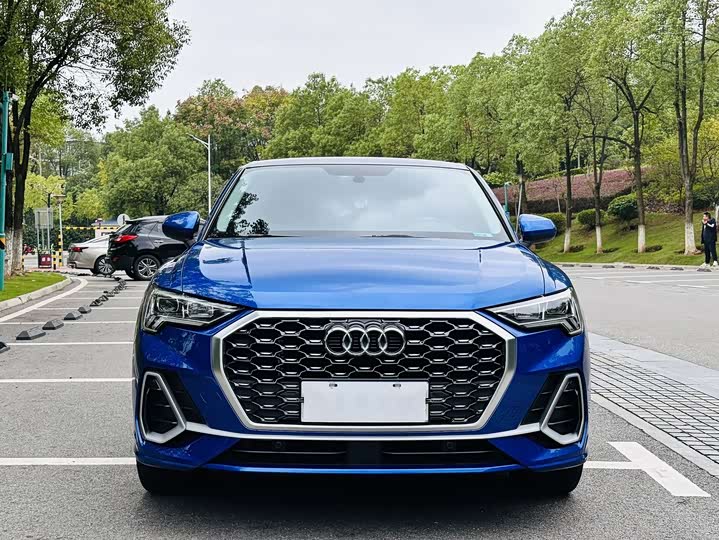Фото 2 - Audi Q3 Sportback