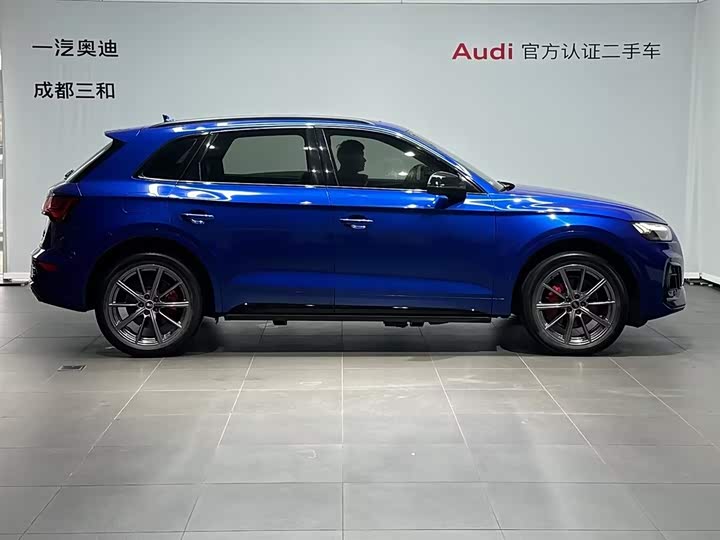 Фото 3 - Audi Q5L