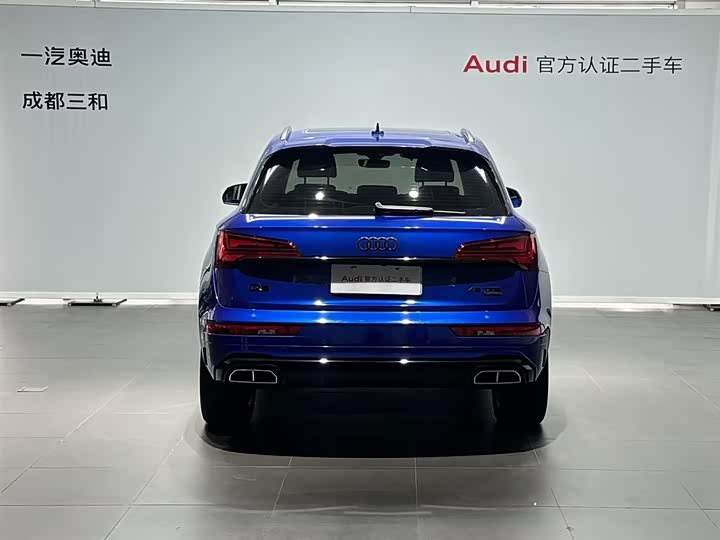 Фото 4 - Audi Q5L