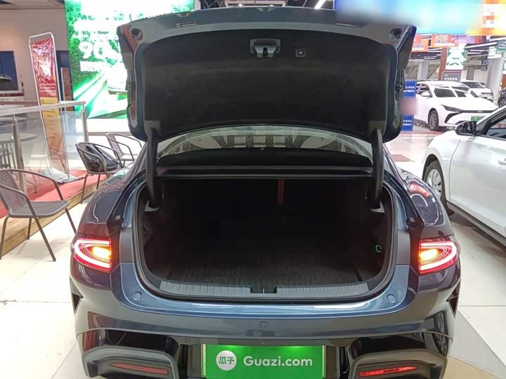 Фото 19 - Xiaomi SU7