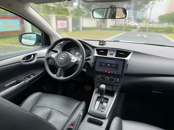 Фото 12 - Nissan Sylphy