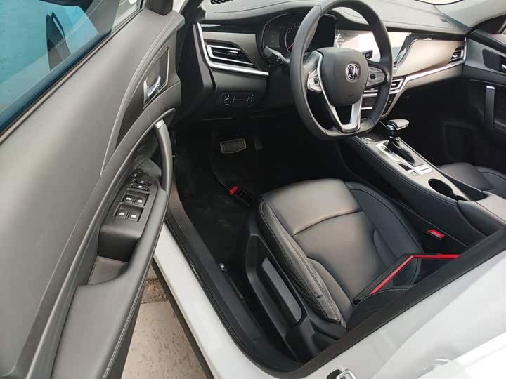 Фото 15 - Changan CS35 Plus