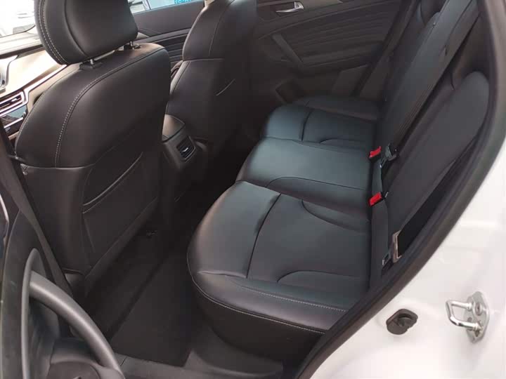 Фото 16 - Changan CS35 Plus