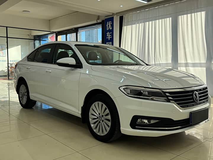 Фото 3 - Volkswagen Lavida