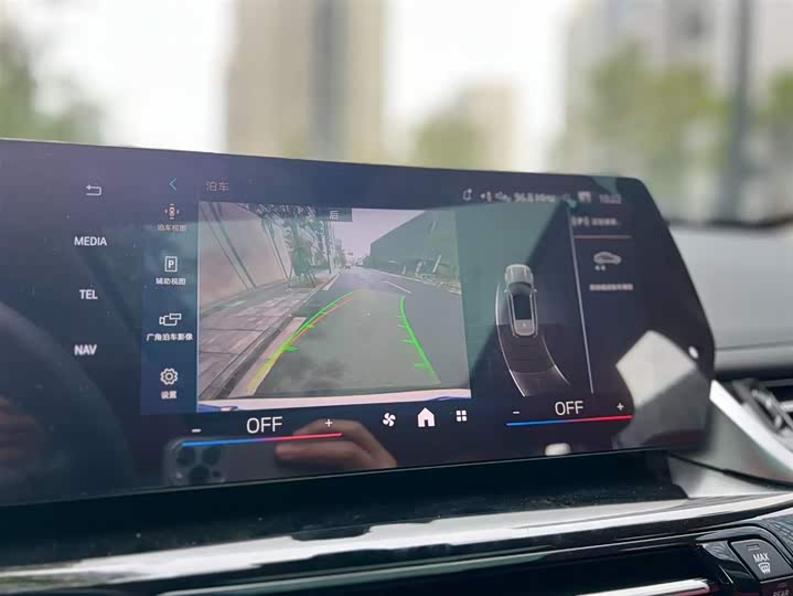 Фото 12 - BMW X1