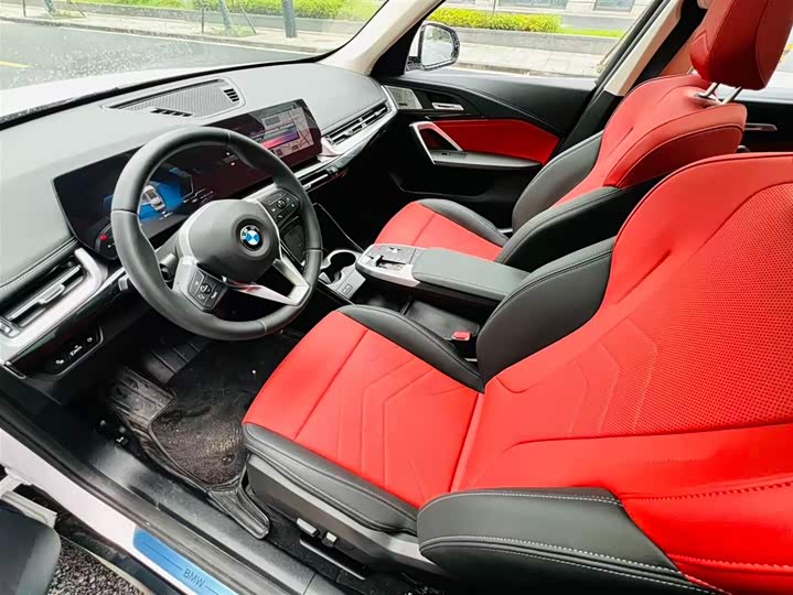 Фото 13 - BMW X1