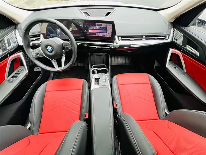 Фото 14 - BMW X1