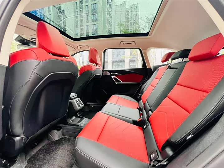 Фото 16 - BMW X1