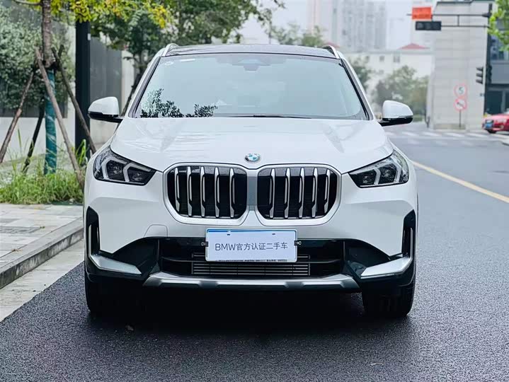 Фото 4 - BMW X1