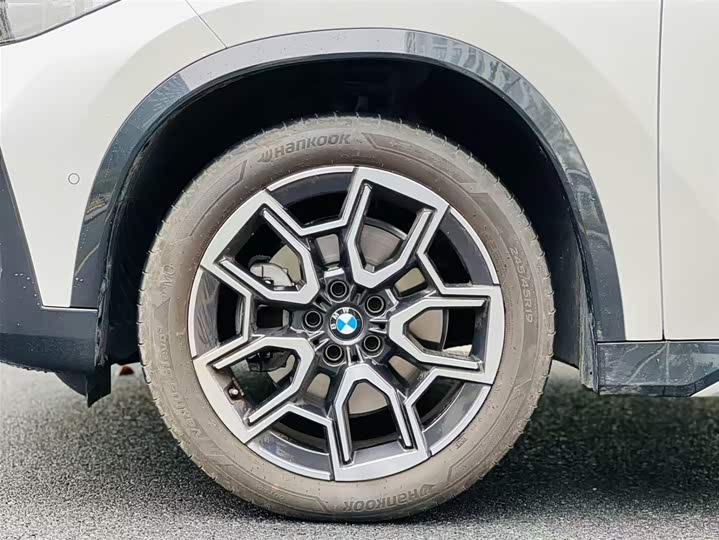 Фото 7 - BMW X1