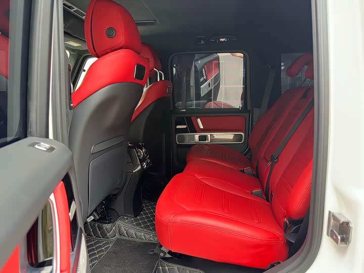 Фото 7 - Mercedes-Benz G-Class