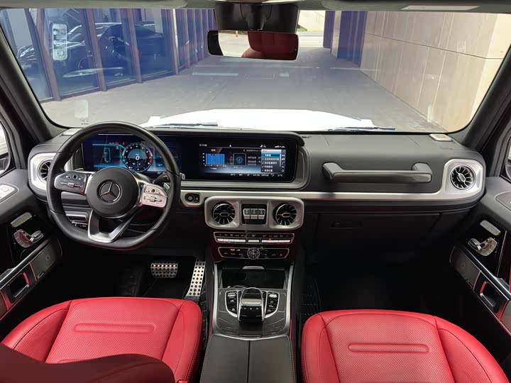 Фото 8 - Mercedes-Benz G-Class