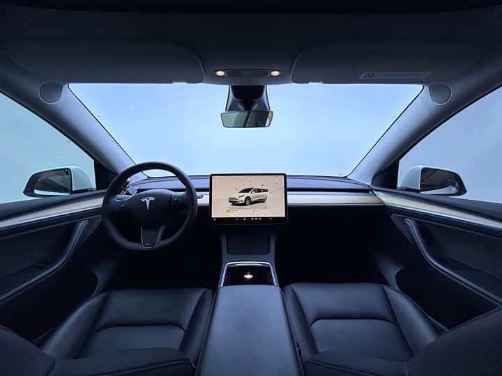 Фото 7 - Tesla Model Y