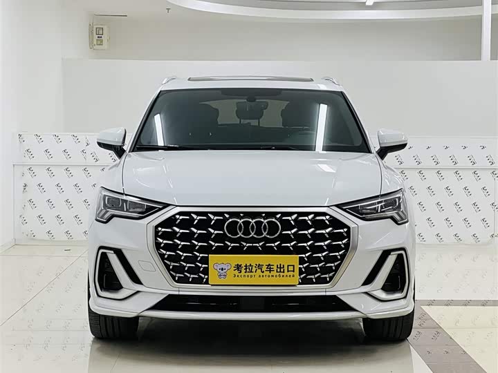Фото 2 - Audi Q3