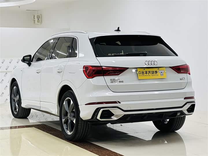 Фото 7 - Audi Q3