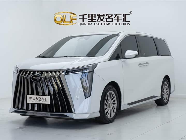 Фото 1 - GAC Trumpchi M8