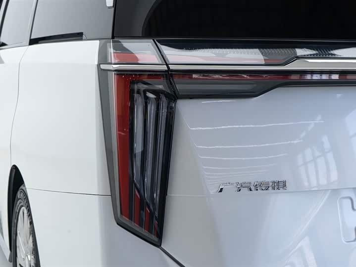 Фото 10 - GAC Trumpchi M8