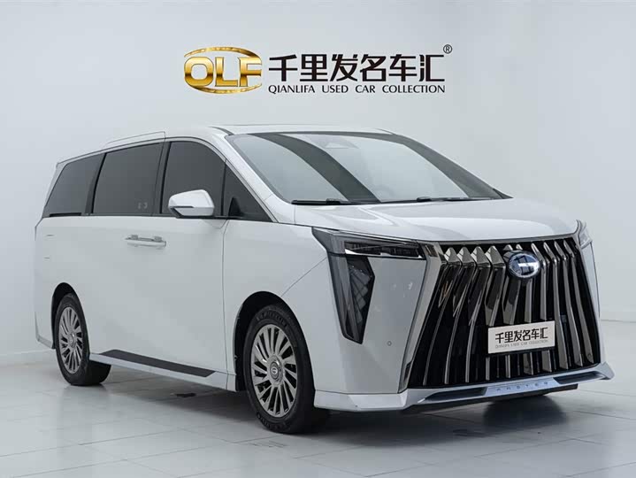 Фото 3 - GAC Trumpchi M8