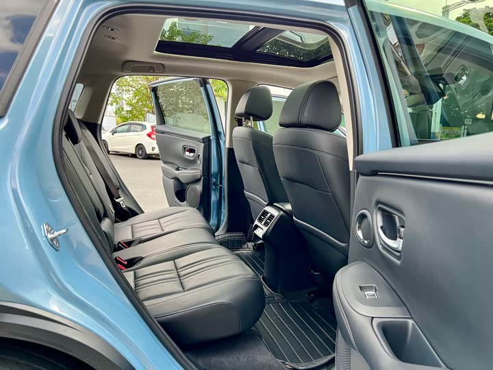 Фото 10 - Honda ZR-V