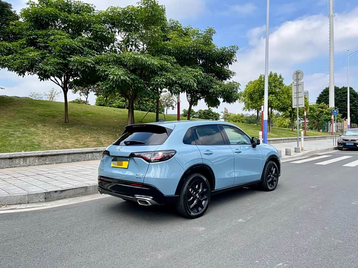 Фото 27 - Honda ZR-V