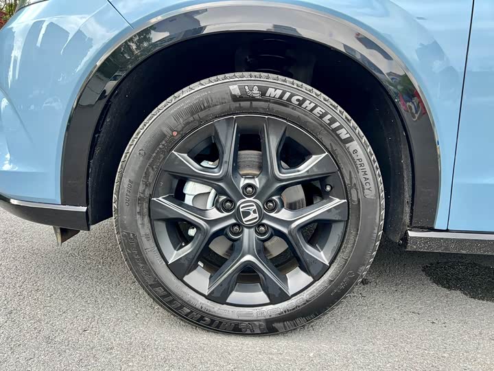 Фото 35 - Honda ZR-V