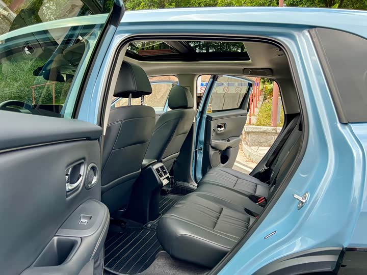 Фото 7 - Honda ZR-V