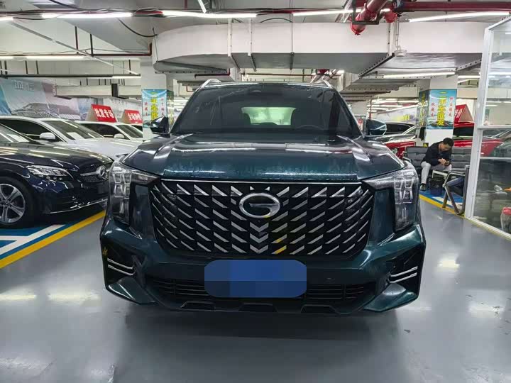 Фото 2 - GAC Trumpchi GS8
