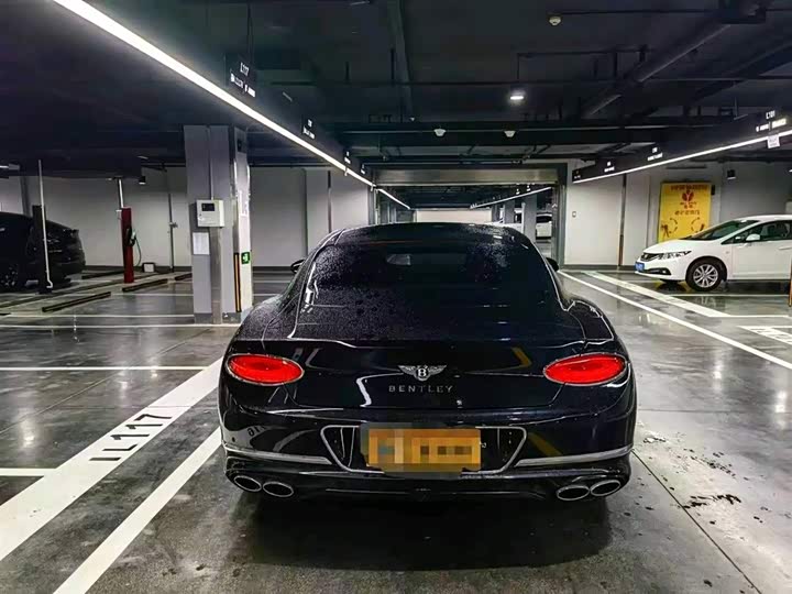 Фото 4 - Bentley Continental GT