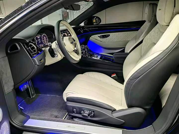 Фото 9 - Bentley Continental GT