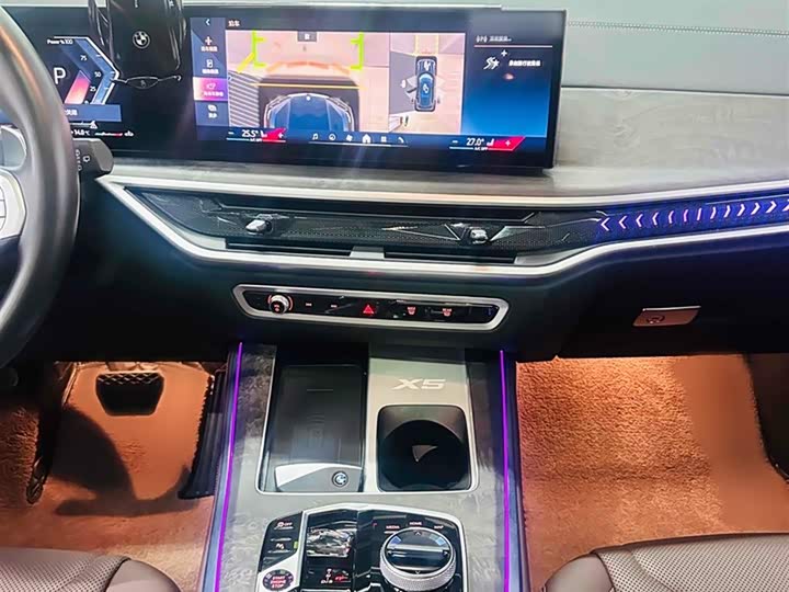 Фото 17 - BMW X5