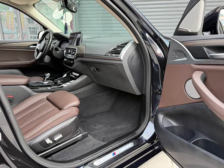 Фото 16 - BMW X3