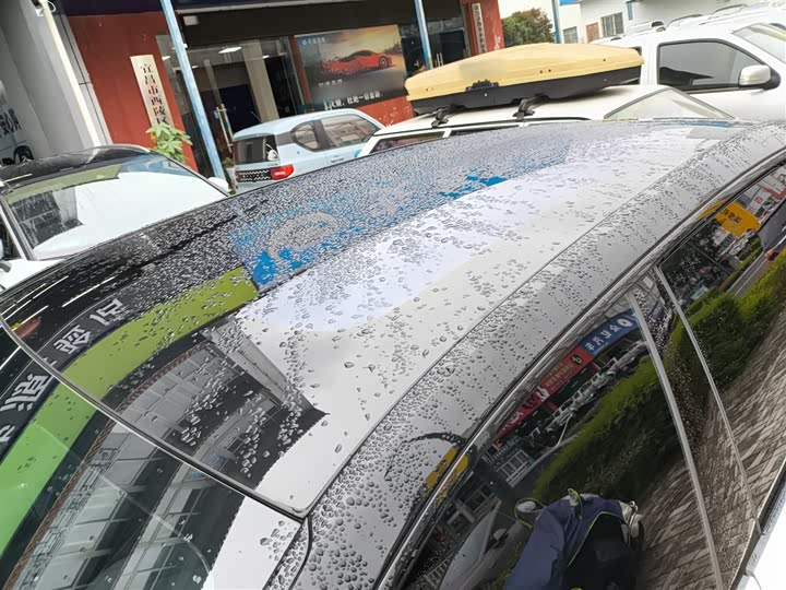 Фото 27 - Zeekr X