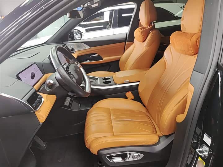 Фото 15 - XPeng G9