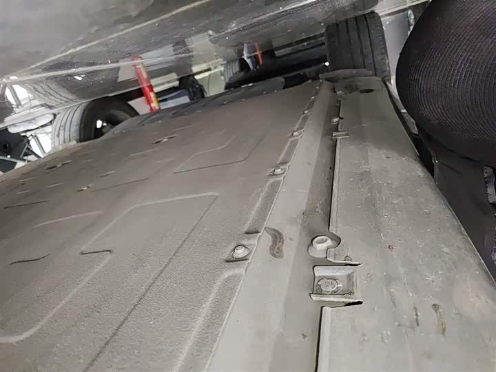 Фото 21 - XPeng G9