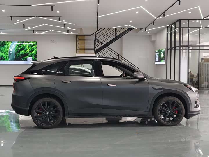 Фото 19 - BAIC Arcfox Alpha T5