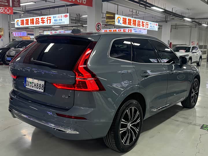 Фото 7 - Volvo XC60