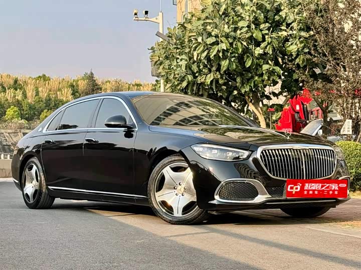 Фото 3 - Mercedes-Benz Maybach S-Class