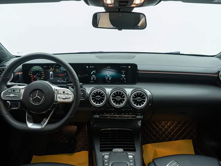 Фото 3 - Mercedes-Benz A-Class