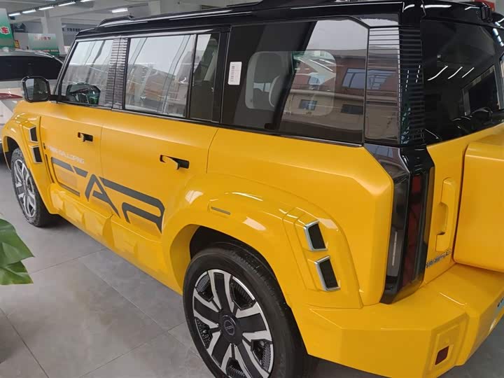 Фото 5 - Chery iCar 03