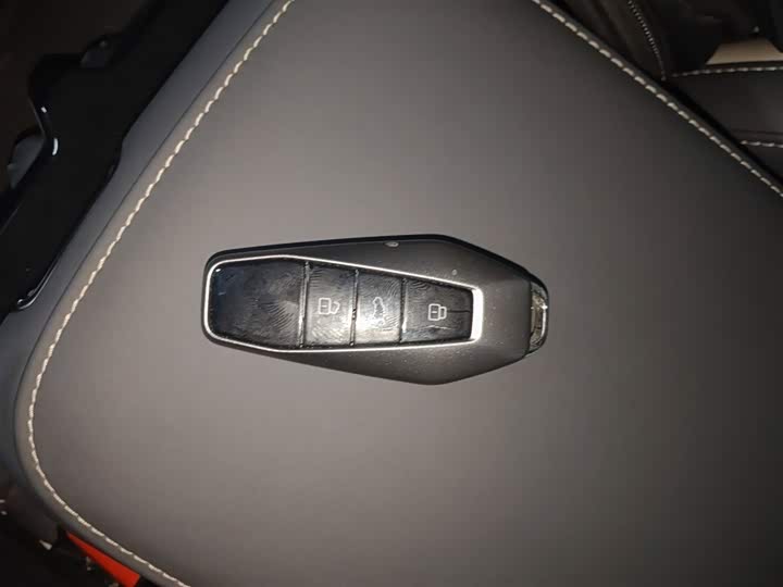 Фото 9 - Chery iCar 03